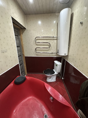 Продам многокомнатную квартиру, 2-я Поселковая ул, 42, Эльбан рп