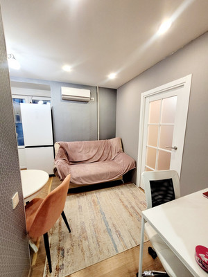 Продам однокомнатную (1-комн.) квартиру, Чехова ул, 3/7, Казань г