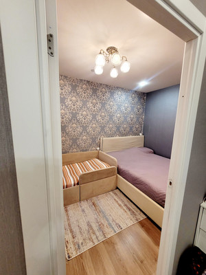 Продам однокомнатную (1-комн.) квартиру, Чехова ул, 3/7, Казань г