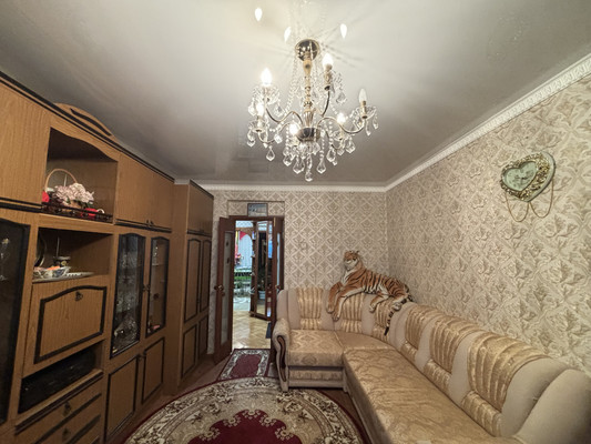 Продам трехкомнатную (3-комн.) квартиру, Хлебозаводская ул, 9, Казань г