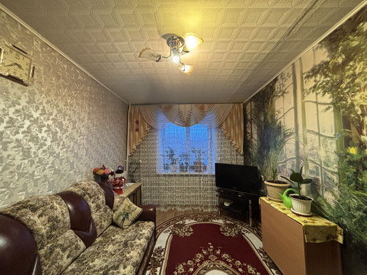 Продам трехкомнатную (3-комн.) квартиру, Хлебозаводская ул, 9, Казань г