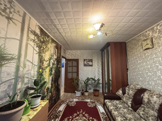 Продам трехкомнатную (3-комн.) квартиру, Хлебозаводская ул, 9, Казань г