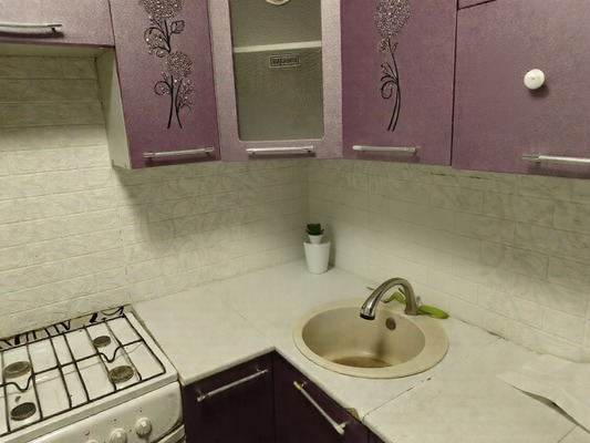 Продам двухкомнатную (2-комн.) квартиру, 40 лет Победы ул, 67, Заречный мкр