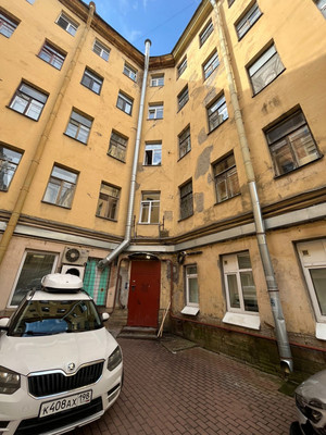 Продам комнату в 6-комн. квартире, Воскова ул, 15-17А, Санкт-Петербург г