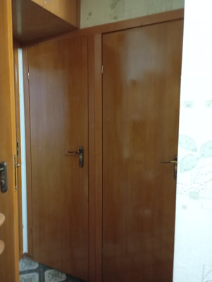 Продам двухкомнатную (2-комн.) квартиру, Лизы Чайкиной ул, 44, Симферополь г