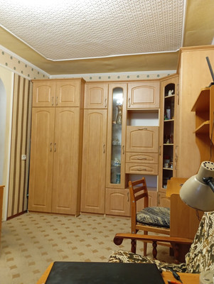 Продам двухкомнатную (2-комн.) квартиру, Лизы Чайкиной ул, 44, Симферополь г