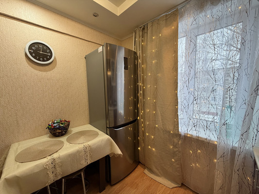 Продам однокомнатную (1-комн.) квартиру, 12-й мкр, 9, Дятьково г