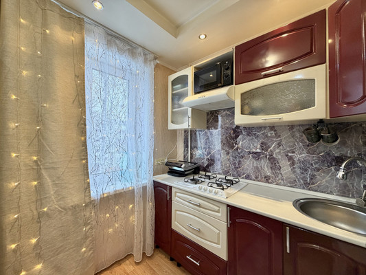 Продам однокомнатную (1-комн.) квартиру, 12-й мкр, 9, Дятьково г