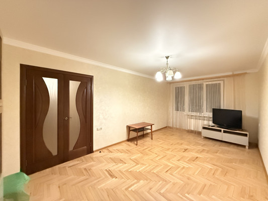 Продам двухкомнатную (2-комн.) квартиру, Дагестанская ул, 138, Нальчик г