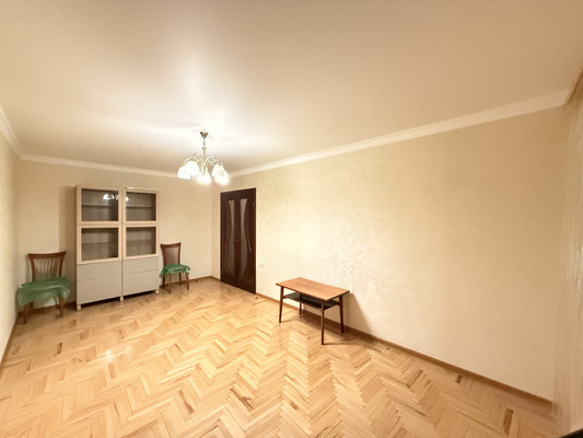 Продам двухкомнатную (2-комн.) квартиру, Дагестанская ул, 138, Нальчик г