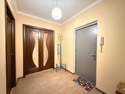 Продам двухкомнатную (2-комн.) квартиру, Дагестанская ул, 138, Нальчик г