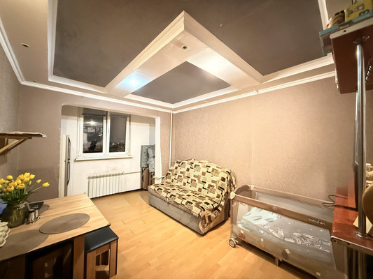 Продам двухкомнатную (2-комн.) квартиру, 2-й Таманской Дивизии ул, 31к1, Вольный Аул кп