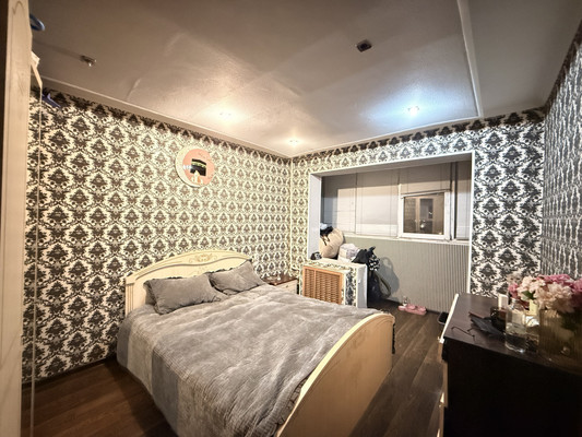 Продам двухкомнатную (2-комн.) квартиру, 2-й Таманской Дивизии ул, 31к1, Вольный Аул кп