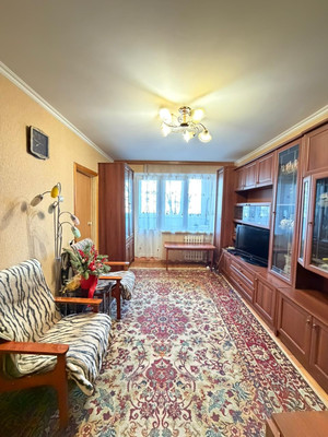 Продам трехкомнатную (3-комн.) квартиру, Ватутина ул, 19, Нальчик г