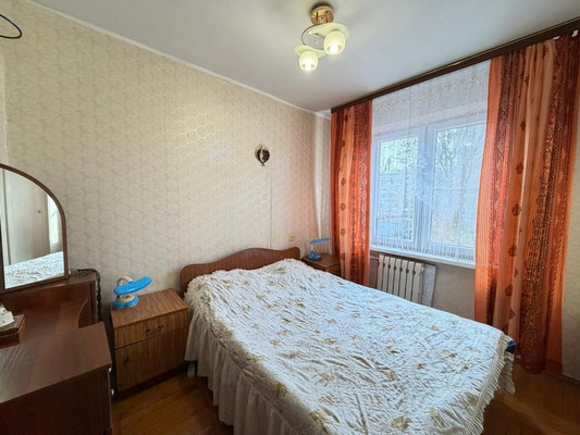 Продам трехкомнатную (3-комн.) квартиру, Ватутина ул, 19, Нальчик г