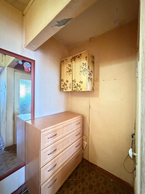 Продам трехкомнатную (3-комн.) квартиру, Ватутина ул, 19, Нальчик г