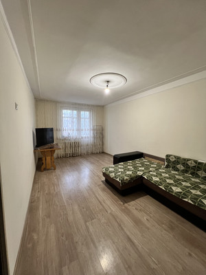 Продам двухкомнатную (2-комн.) квартиру, Крылова ул, 9А, Нальчик г