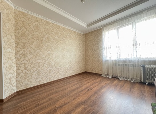 Продам двухкомнатную (2-комн.) квартиру, Байсултанова ул, 35кВ, Нальчик г