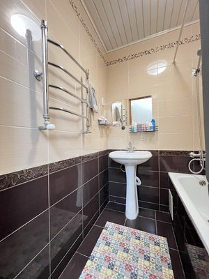 Продам двухкомнатную (2-комн.) квартиру, Байсултанова ул, 35кВ, Нальчик г