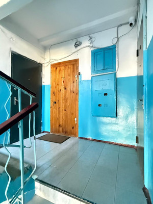 Продам трехкомнатную (3-комн.) квартиру, Ватутина ул, 12, Нальчик г