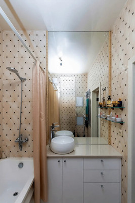 Продам двухкомнатную (2-комн.) квартиру, Душистая ул, 79к1, Краснодар г