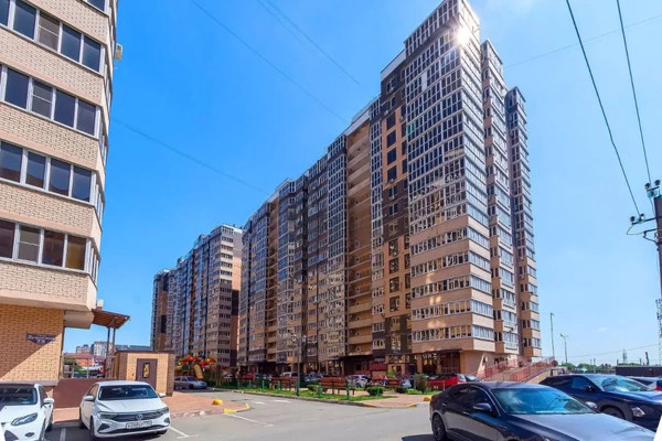 Продам двухкомнатную (2-комн.) квартиру, Душистая ул, 79к1, Краснодар г