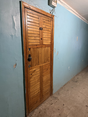 Продам двухкомнатную (2-комн.) квартиру, 2-й Таманской Дивизии ул, 31к1, Вольный Аул кп