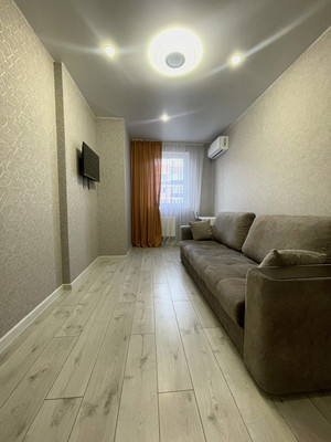 Продам однокомнатную (1-комн.) квартиру, Командорская ул, 15к1, Краснодар г