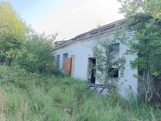 Продам коммерческое помещение 994,4 м2, Центральная ул, 12, Красное п