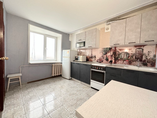 Продам однокомнатную (1-комн.) квартиру, 4, Дружный п