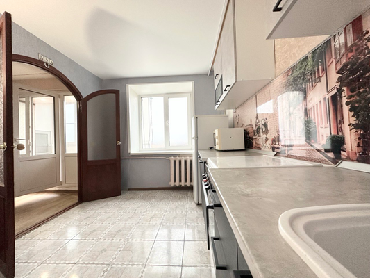 Продам однокомнатную (1-комн.) квартиру, 4, Дружный п