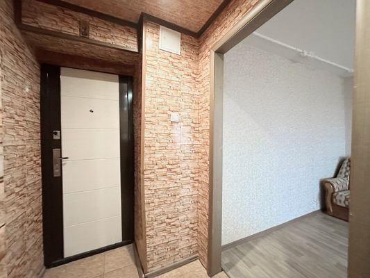 Продам однокомнатную (1-комн.) квартиру, 4, Дружный п