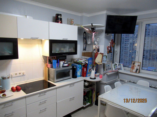 Продам однокомнатную (1-комн.) квартиру, Героев (Железнодорожный мкр.) пр-кт, 1, Балашиха г