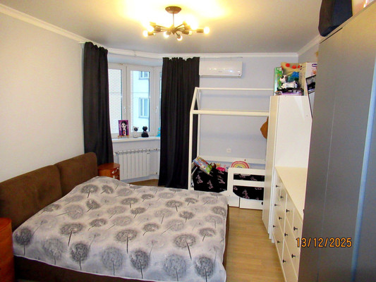 Продам однокомнатную (1-комн.) квартиру, Героев (Железнодорожный мкр.) пр-кт, 1, Балашиха г