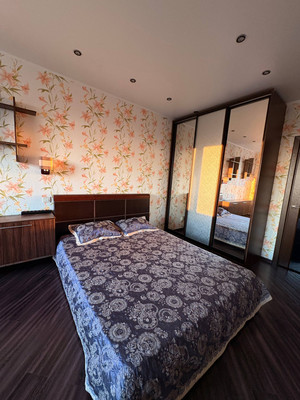 Продам двухкомнатную (2-комн.) квартиру, Мира ул, 45, Сыктывкар г