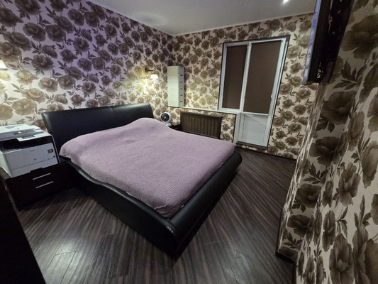 Продам двухкомнатную (2-комн.) квартиру, Мира ул, 45, Сыктывкар г