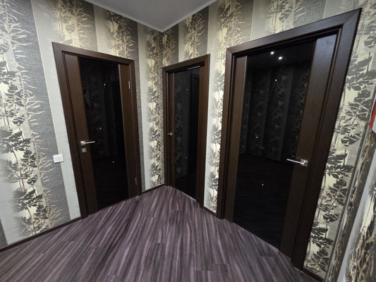 Продам двухкомнатную (2-комн.) квартиру, Мира ул, 45, Сыктывкар г