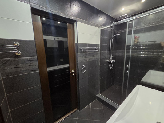 Продам двухкомнатную (2-комн.) квартиру, Мира ул, 45, Сыктывкар г