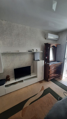 Продам однокомнатную (1-комн.) квартиру, Воровского ул, 60к2, Симферополь г