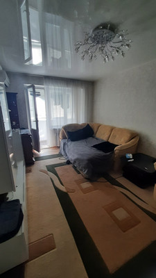 Продам однокомнатную (1-комн.) квартиру, Воровского ул, 60к2, Симферополь г