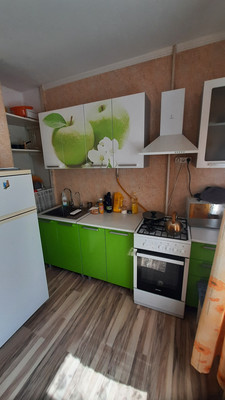 Продам однокомнатную (1-комн.) квартиру, Воровского ул, 60к2, Симферополь г