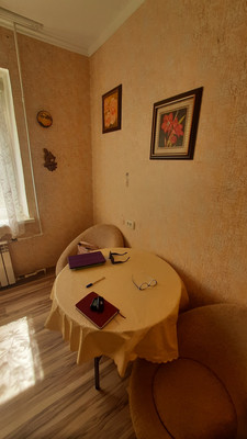 Продам однокомнатную (1-комн.) квартиру, Воровского ул, 60к2, Симферополь г