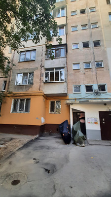 Продам однокомнатную (1-комн.) квартиру, Воровского ул, 60к2, Симферополь г