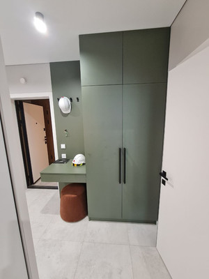 Продам трехкомнатную (3-комн.) , 2-й Портовый пер, 2, Малое Исаково п