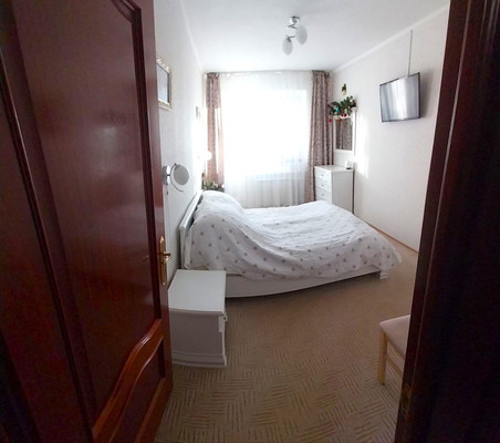 Продам двухкомнатную (2-комн.) квартиру, Г.Димитрова ул, 41в, Калининград г