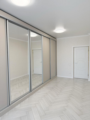 Продам трехкомнатную (3-комн.) квартиру, Тлостанова ул, 32, Нальчик г