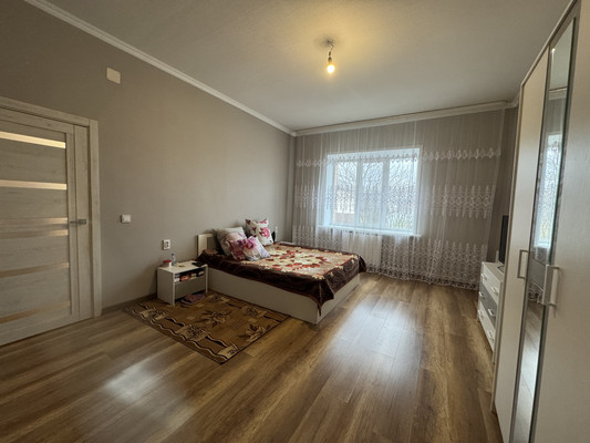 Продам дом, Мира ул, Юровка с, 0 км от города