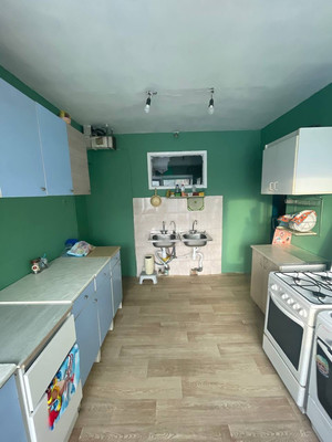 Продам комнату в 8-комн. квартире, Купчинская ул, 21к1, Санкт-Петербург г