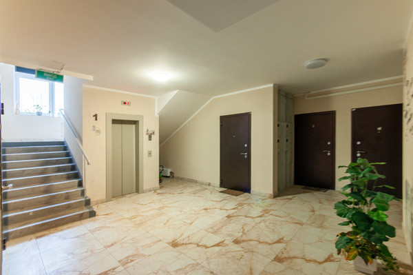 Продам однокомнатную (1-комн.) квартиру, 1-й Малаховский проезд, 67к3, Малаховка рп