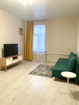 Сдам двухкомнатную (2-комн.) квартиру, Фурштатская ул, 18, Санкт-Петербург г